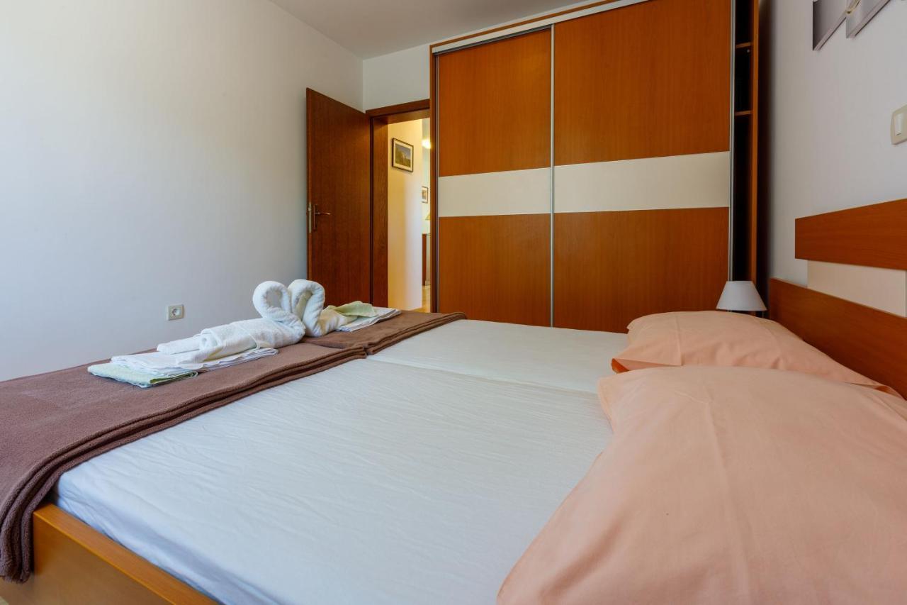 Apartments Robic Selce Exterior foto